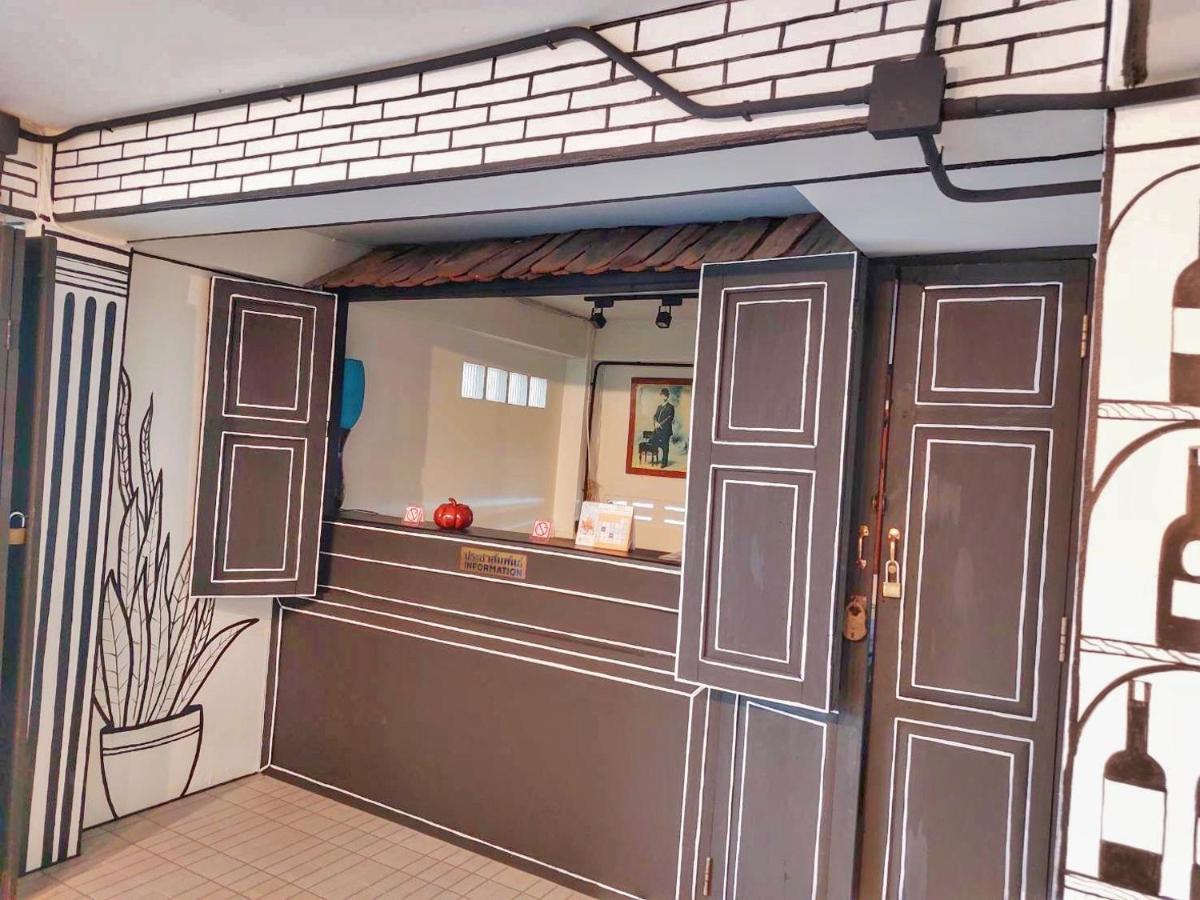 Roomquest Chiang Mai Tha Phae Eksteriør bilde
